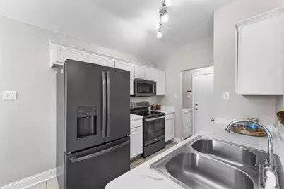 2408 Castle Ridge Drive, McKinney, TX 75071 - Photo 10