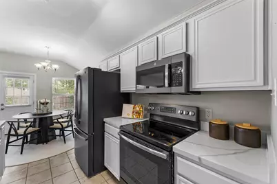 2408 Castle Ridge Drive, McKinney, TX 75071 - Photo 8