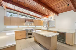 524 N Manus Dr, Dallas, TX 75224 - Photo 12