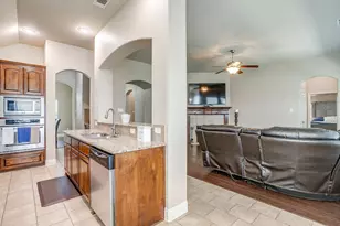 110 Sheri Way, Red Oak, TX 75154 - Photo 6