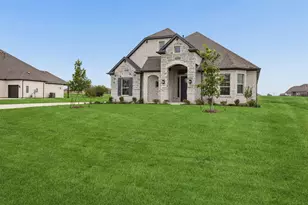 5013 Valley View Dr, Joshua, TX 76058 - Photo 2