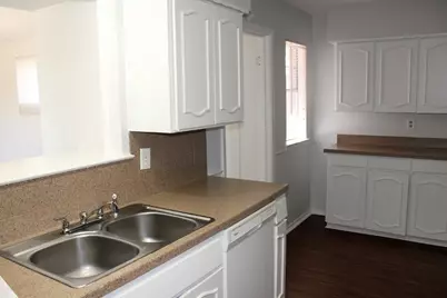 124 Oakhurst Drive, Bedford, TX 76022 - Photo 6