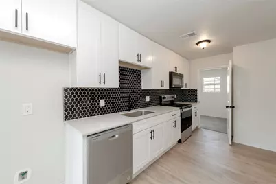 3924 Dismount Street, Dallas, TX 75211 - Photo 6