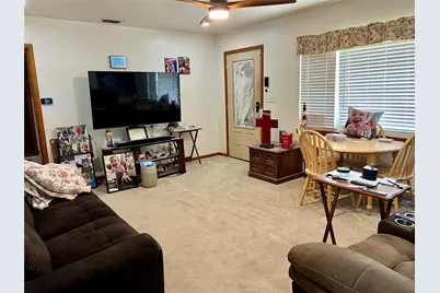 301 Sherman Street, Nocona, TX 76255 - Photo 10