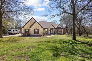 107 Falls Creek Ln, Gunter, TX 75058 - Photo 1