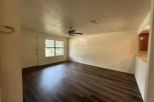 615 Pierce St, Denton, TX 76201 - Photo 1