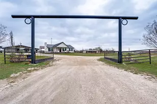 15076 S Fm 372, Valley View, TX 76272 - Photo 1