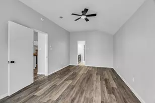 4604 Lindberg Dr, Arlington, TX 76016 - Photo 20