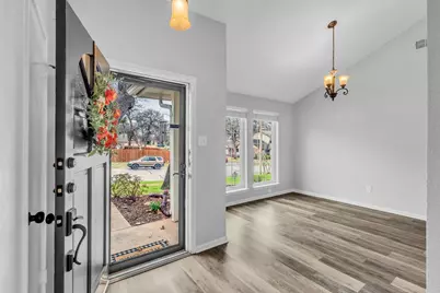 4604 Lindberg Drive, Arlington, TX 76016 - Photo 6