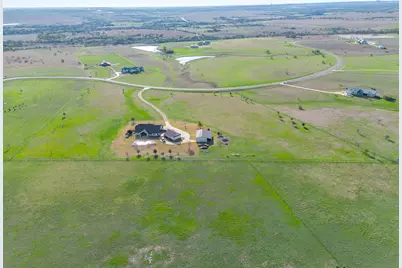 12102 E Rocky Creek Road, Crowley, TX 76036 - Photo 38