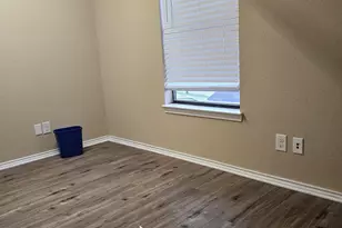 654 St Louis Ave, Fort Worth, TX 76104 - Photo 14