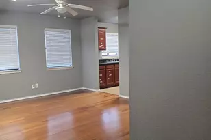 654 St Louis Ave, Fort Worth, TX 76104 - Photo 10