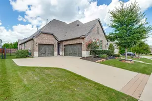 2171 Longmont Ln, Prosper, TX 75078 - Photo 6