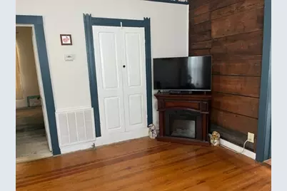 305 S Live Oak Street, Hico, TX 76457 - Photo 8