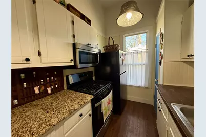 305 S Live Oak Street, Hico, TX 76457 - Photo 12