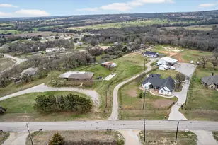 2225 J E Woody Rd, Springtown, TX 76082 - Photo 28