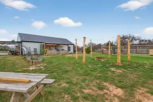 2225 J E Woody Rd, Springtown, TX 76082 - Photo 8