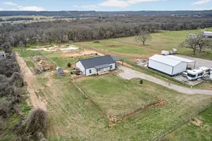 2225 J E Woody Rd, Springtown, TX 76082 - Photo 2