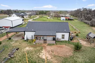 2225 J E Woody Rd, Springtown, TX 76082 - Photo 24