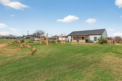 2225 J E Woody Road, Springtown, TX 76082 - Photo 24