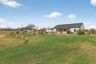 2225 J E Woody Rd, Springtown, TX 76082 - Photo 24
