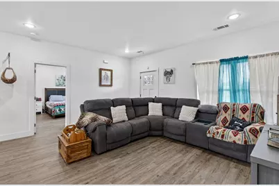 2225 J E Woody Road, Springtown, TX 76082 - Photo 12