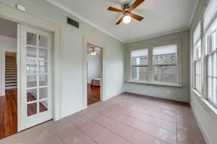 701 Market St E, Honey Grove, TX 75446 - Photo 6