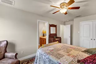 2224 Cobblestone Ct, Granbury, TX 76049 - Photo 20