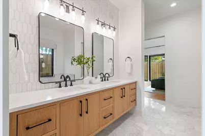 6008 Kenwood Avenue, Dallas, TX 75206 - Photo 20