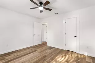 1713 Sam Houston Dr, Garland, TX 75042 - Photo 30