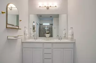 5573 Smt Crk Rd, Fort Worth, TX 76126 - Photo 16