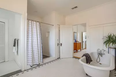 2212 5th Avenue, Fort Worth, TX 76110 - Photo 18