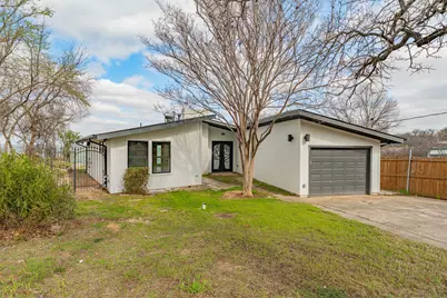 8245 Eagle Mountain Circle, Fort Worth, TX 76135 - Photo 4