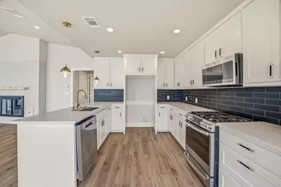 8245 Eagle Mountain Circle, Fort Worth, TX 76135 - Photo 20