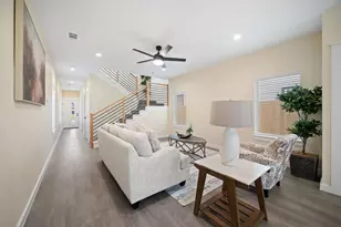 2524 Peabody Ave, Dallas, TX 75215 - Photo 8