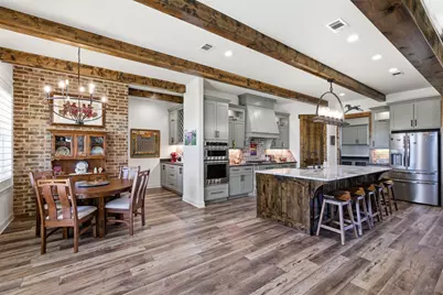 208 Shady Oaks Drive, Runaway Bay, TX 76426 - Photo 8