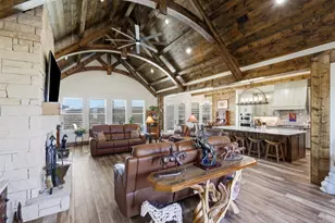 208 Shady Oaks Dr, Runaway Bay, TX 76426 - Photo 4