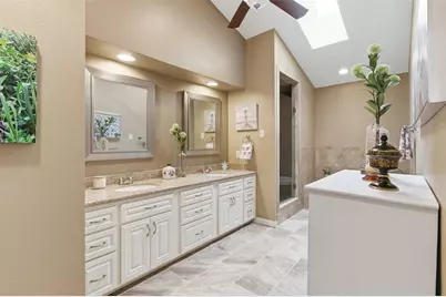5138 Westgrove Drive #5138, Dallas, TX 75248 - Photo 16