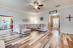 803 Twin Creek Dr, Mansfield, TX 76063 - Photo 4