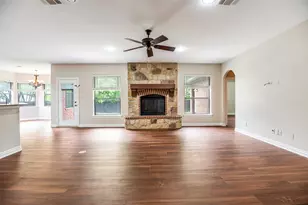 809 Longridge Dr, Denton, TX 76205 - Photo 6