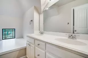 809 Longridge Dr, Denton, TX 76205 - Photo 24