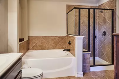 1004 Vintage Avenue, Gainesville, TX 76240 - Photo 22