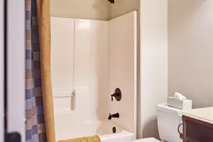 1004 Vintage Ave, Gainesville, TX 76240 - Photo 34