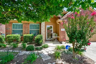 1004 Vintage Ave, Gainesville, TX 76240 - Photo 2