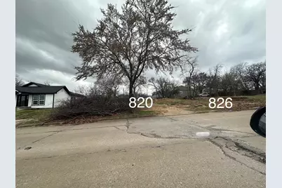 820 W Shepherd Street, Denison, TX 75020 - Photo 2