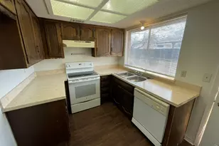 2010 Santa Anna Dr, Garland, TX 75042 - Photo 2