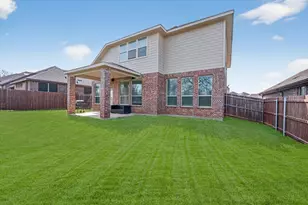 7815 Kettle Creek Dr, Arlington, TX 76001 - Photo 2