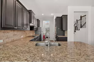 7815 Kettle Creek Dr, Arlington, TX 76001 - Photo 12