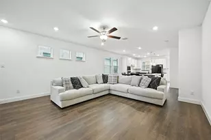 447 Holly Rd, Little Elm, TX 75068 - Photo 20