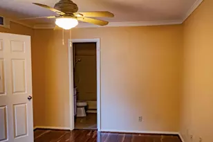 2505 Wedglea Dr, Dallas, TX 75211 - Photo 6